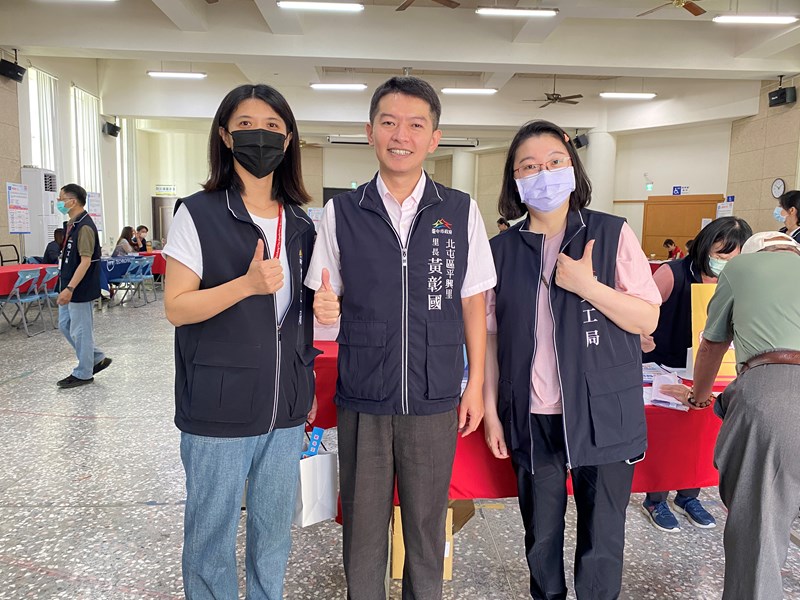 感謝北屯區平興里長黃彰國至現場為活動加油打氣[1]